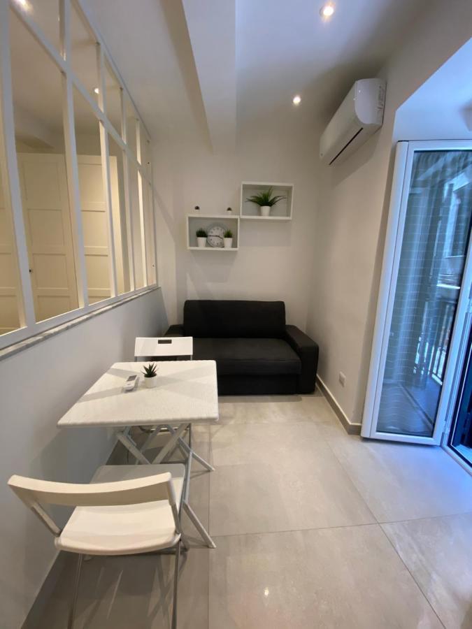 Casa Vacanze Santa Teresella 40 Naples Exterior photo